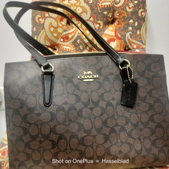 Large Coach Carry all in Great condition - Picture 1 of 6